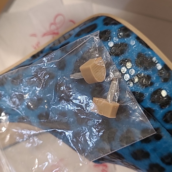 Blue Leppard stilettos - Picture 6 of 6